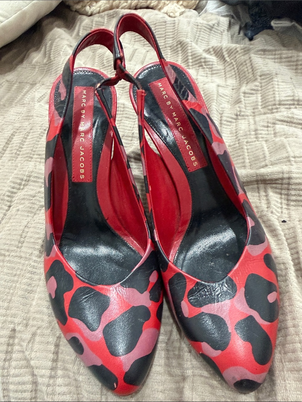 Marc by Marc Jacobs Red and Black Leopard-Print Slingback Pumps